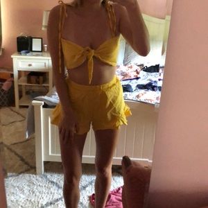 Yellow set princess Polly